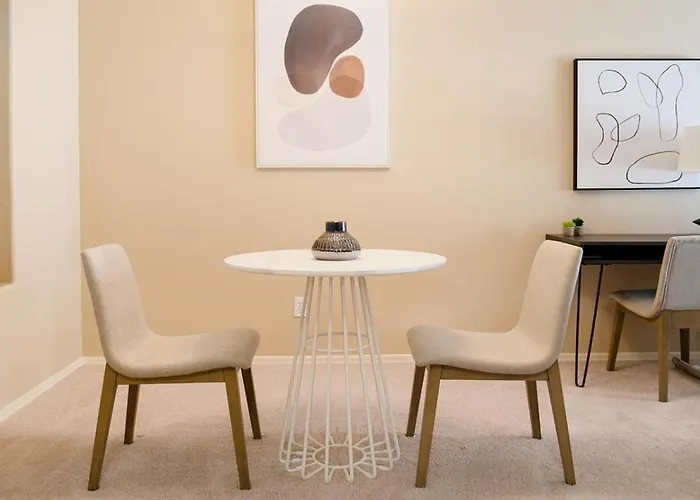 Landing Modern With Amazing Amenities *